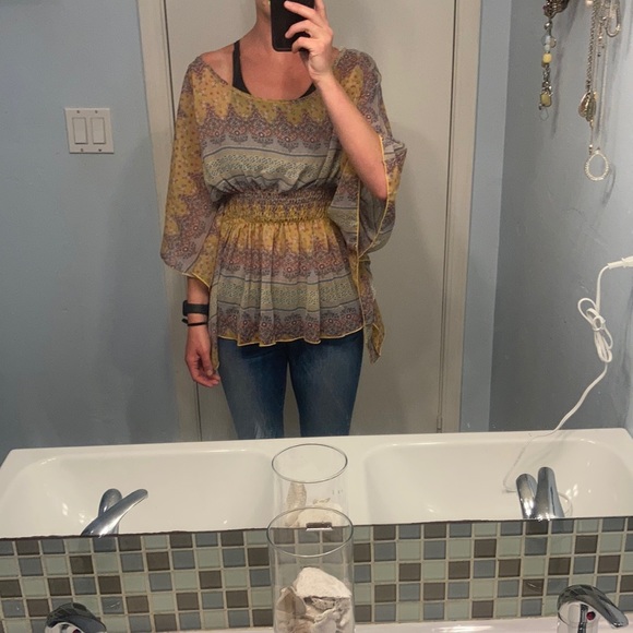 Francesca's Collections Tops - Boho top